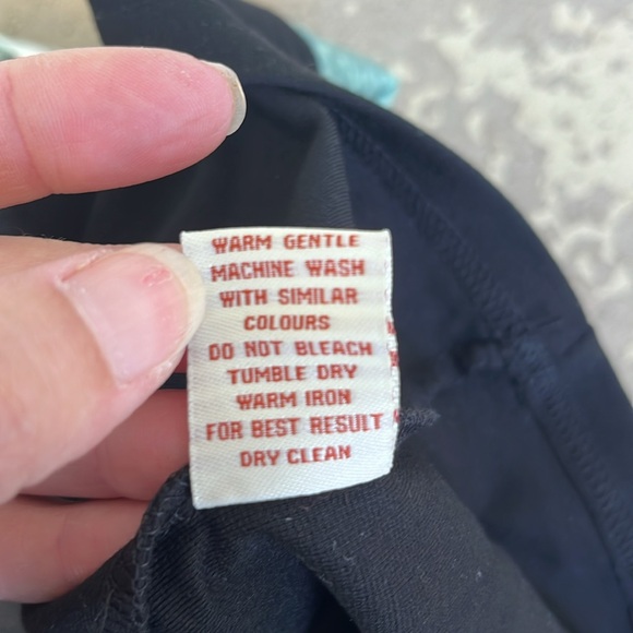 New Aryeh jewels/black dress - Picture 16 of 16